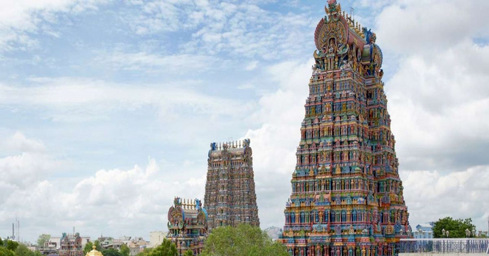 Exploring the Mesmerizing Meenakshi Temple: A Symbol of Architectural Brilliance